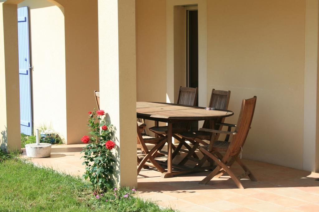 Le Camp De Ferie Villa Monpazier Kamer foto