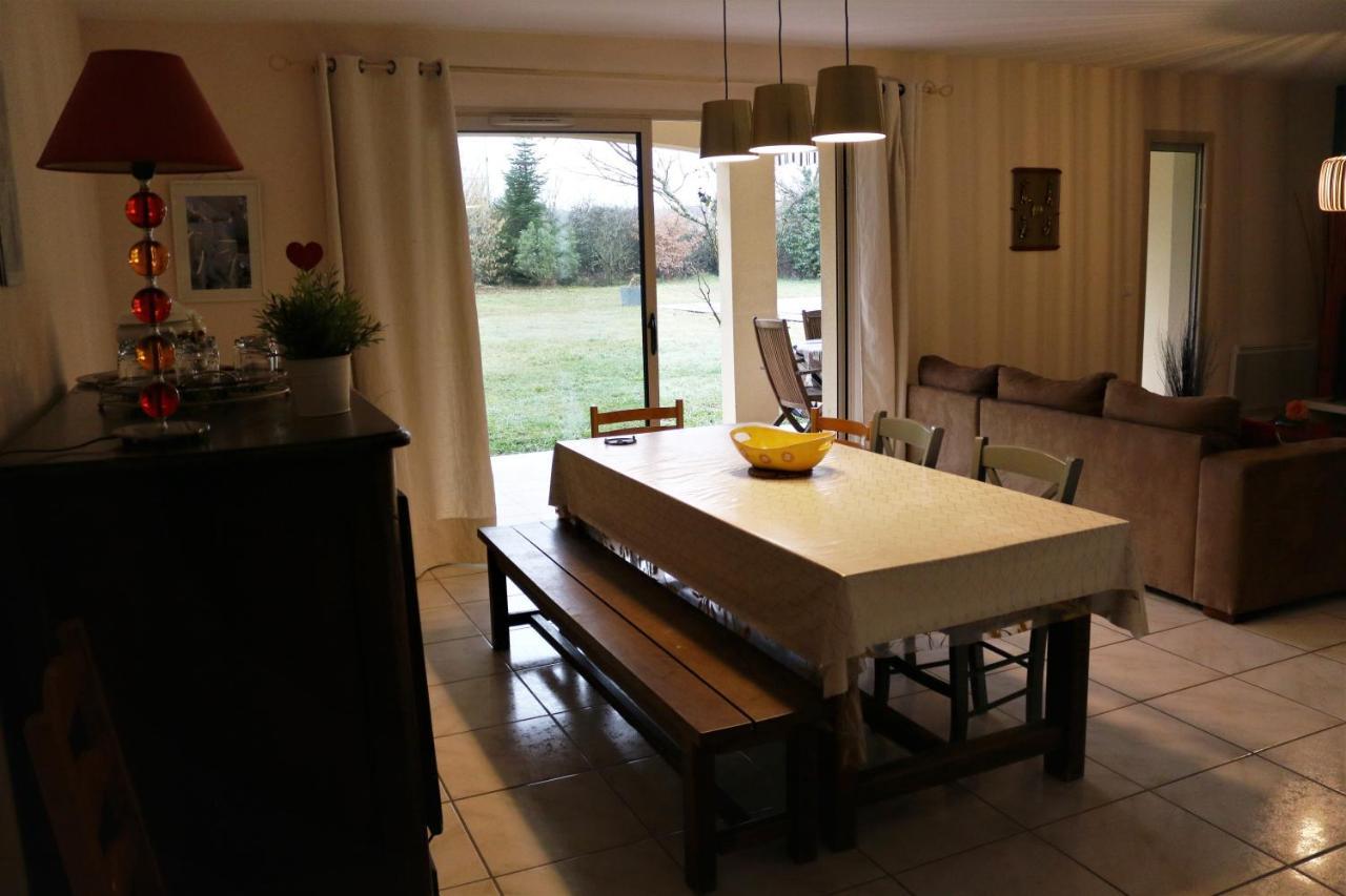Le Camp De Ferie Villa Monpazier Buitenkant foto